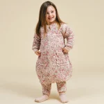 Pijama-saco de dormir com mangas e meias antiderrapantes – Winter Commelina – TOG 2.5